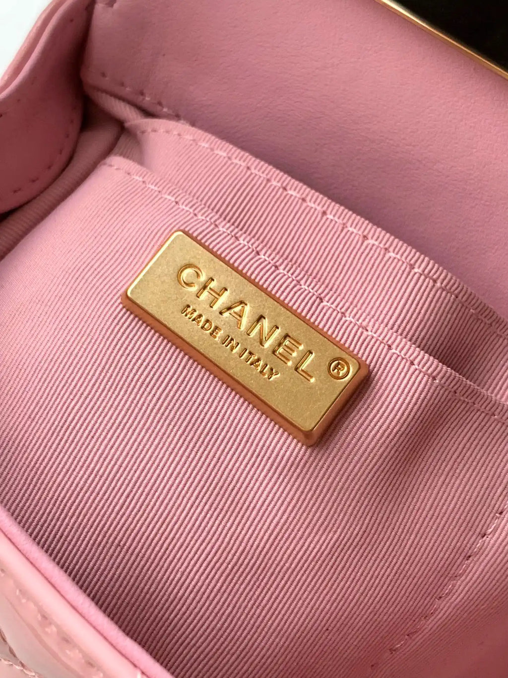 Chanel Evening with Handle Bag Patent leather AS6675 Pink