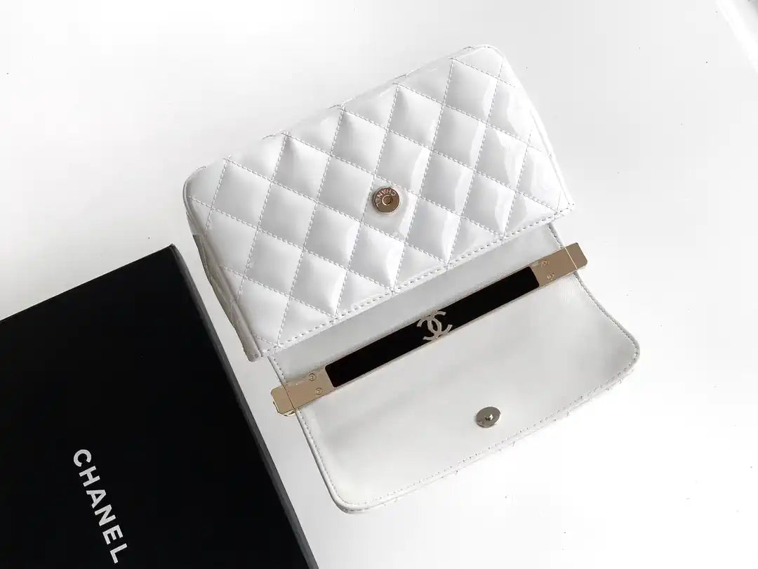 Chanel Evening with Handle Bag Patent leather AS6675 White