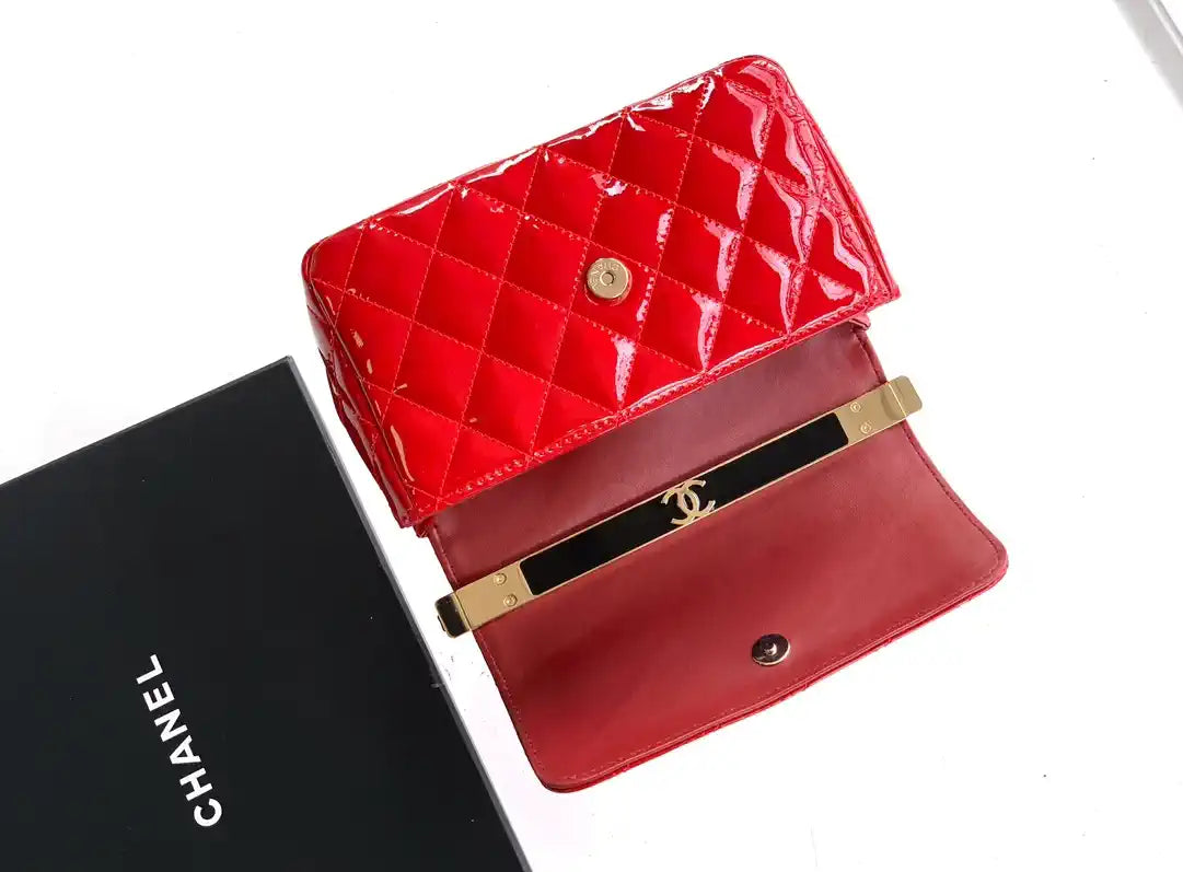 Chanel Evening with Handle Bag Patent leather AS6675 Red