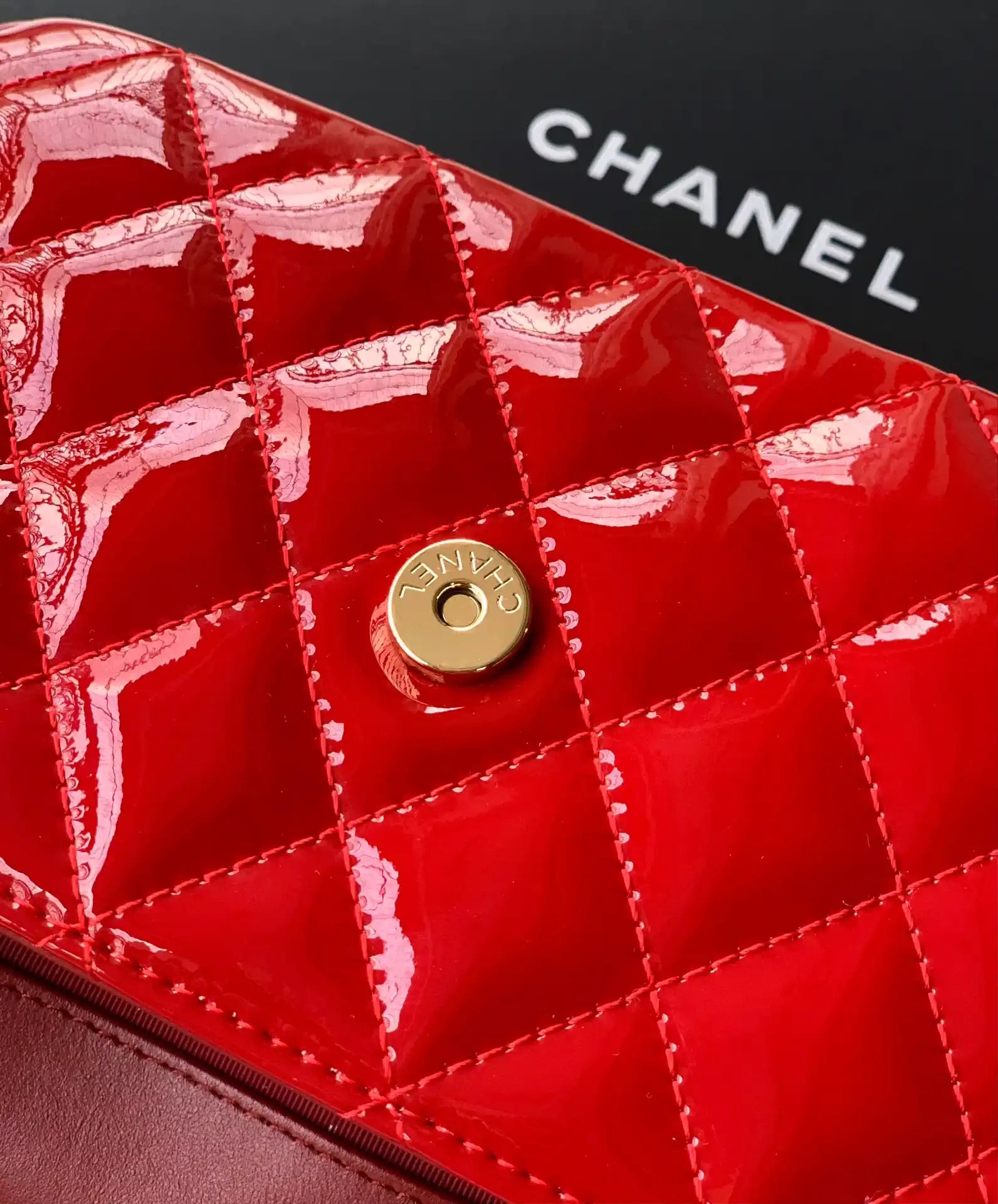 Chanel Evening with Handle Bag Patent leather AS6675 Red