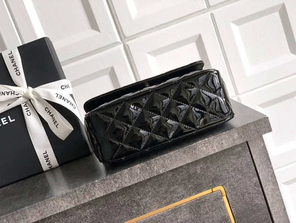 Chanel Evening with Handle Bag Patent leather AS6675 Black