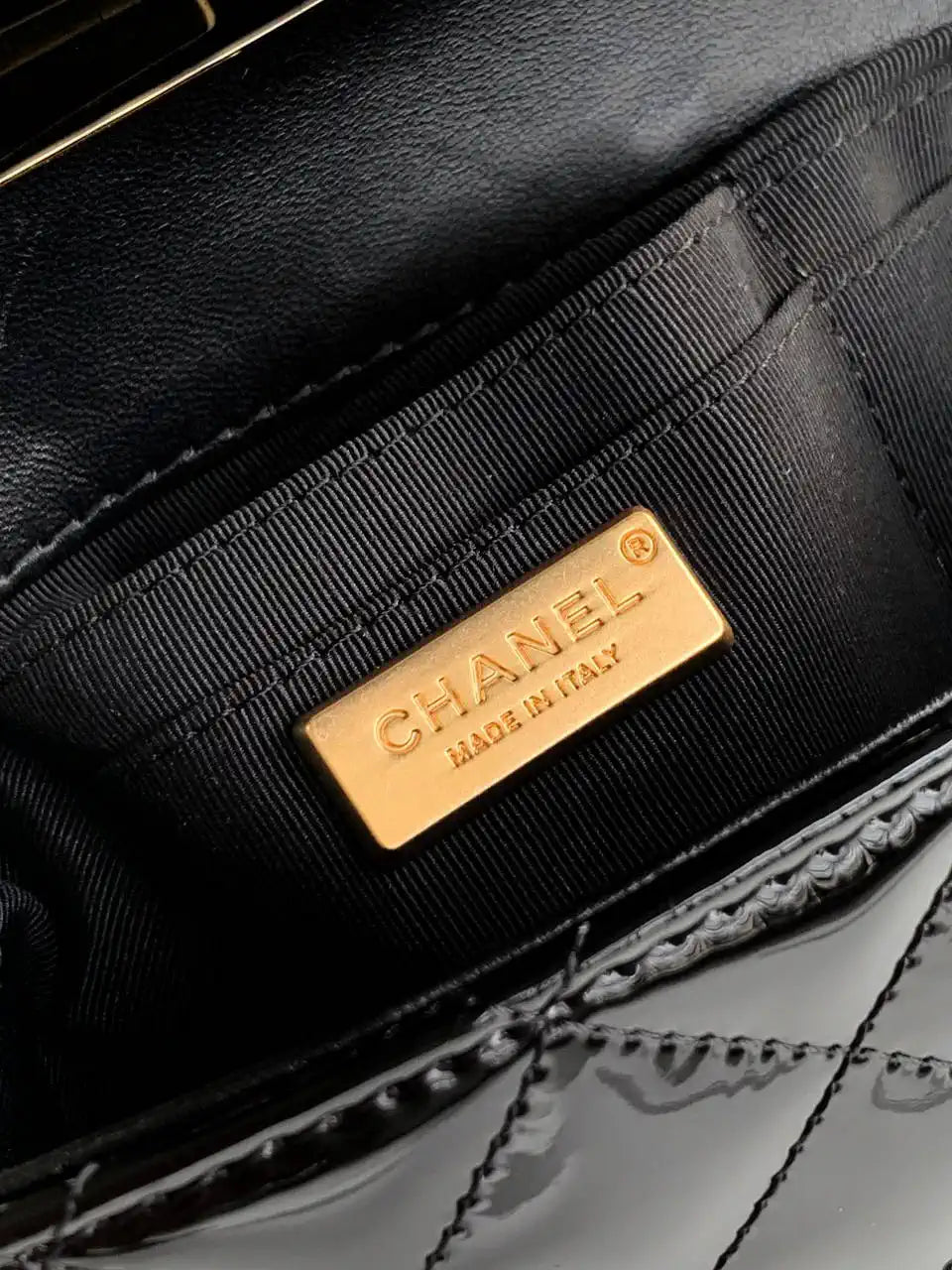 Chanel Evening with Handle Bag Patent leather AS6675 Black