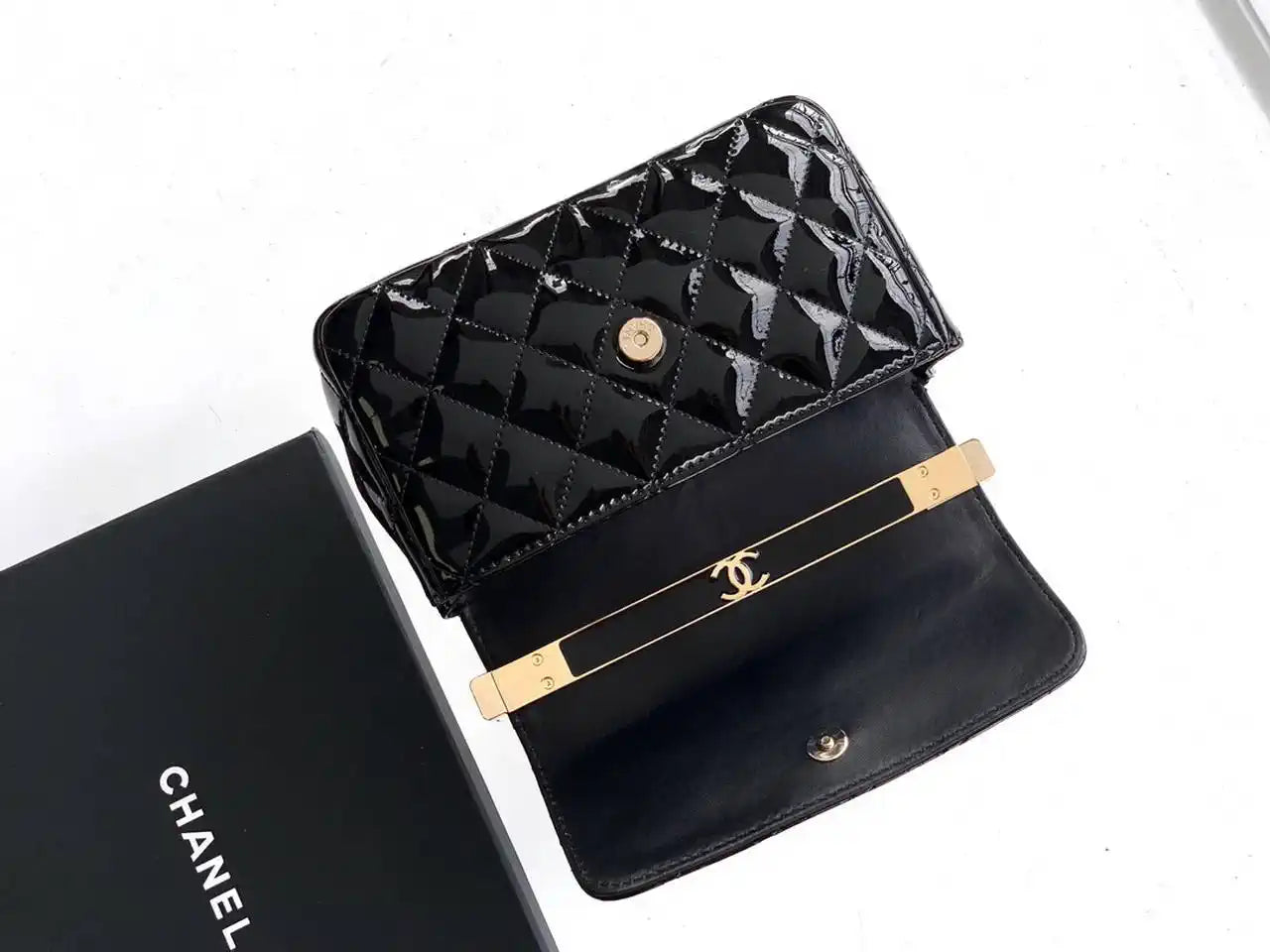 Chanel Evening with Handle Bag Patent leather AS6675 Black