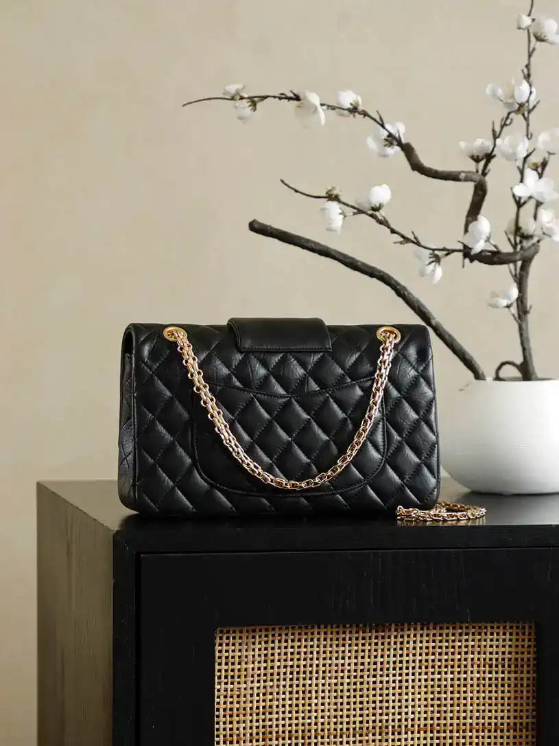 Chanel A01112 Felt hat-shaped badge pearl chain Flap Classic 11.12 Handbag Black