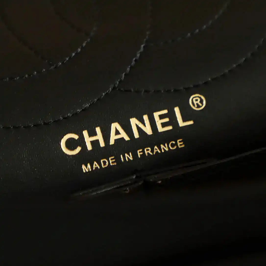 Chanel A01112 Felt hat-shaped badge pearl chain Flap Classic 11.12 Handbag Black