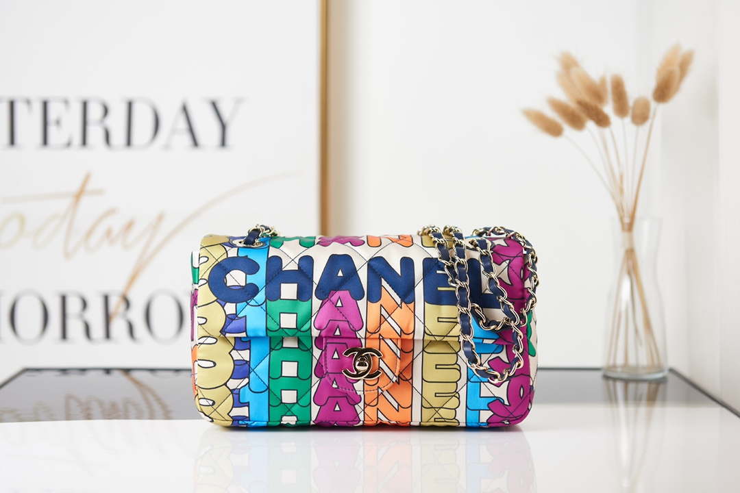 Chanel Flap Bag Printed Fabric Gold Tone Metal AS2897 Multicolor