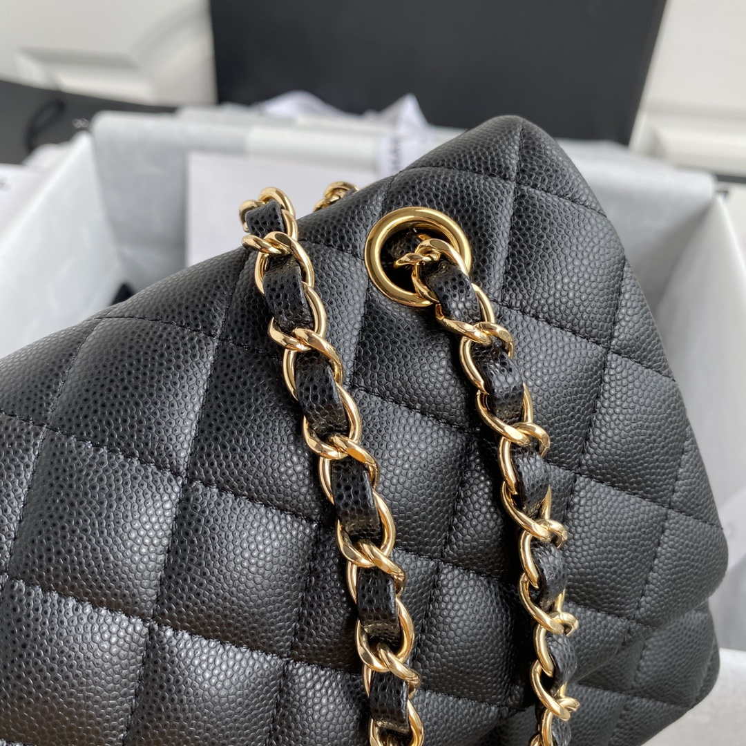 Chanel Flap Classic bag Grained shiny Calfskin Black A01112 Gold seamless edge
