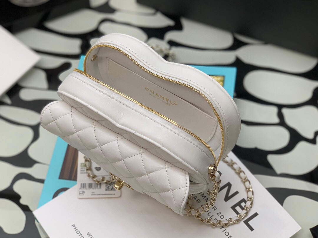 Chanel Flap Large Heart Bag Lambskin AS3191 White