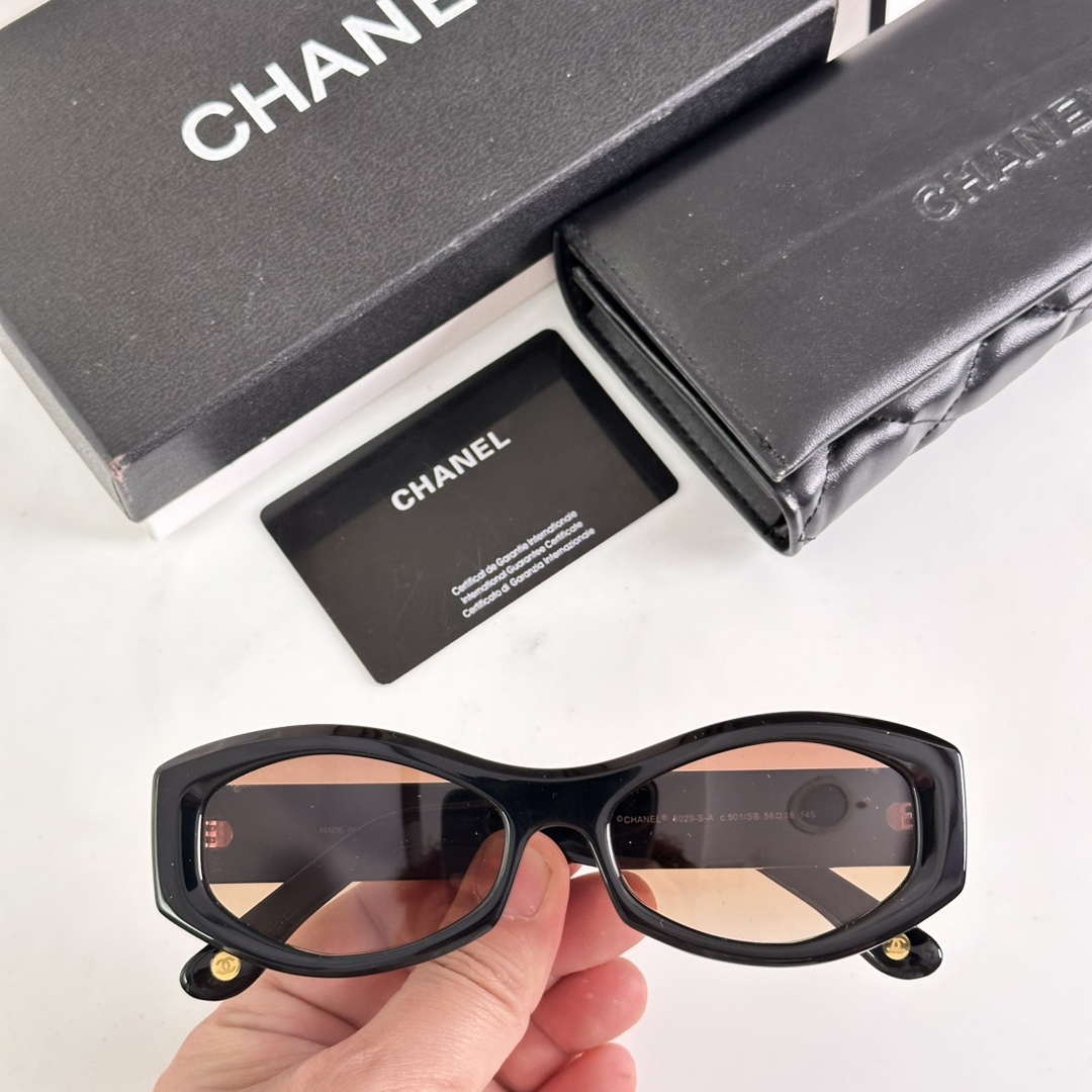 Chanel Fshion 5029-S-A Classic Sunglasses C83244 - Corlor 1 - View 4
