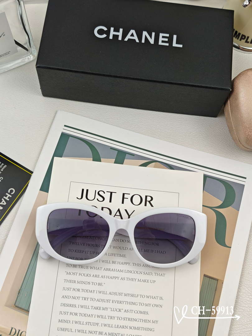 Chanel Fshion 59913 Classic Sunglasses C83252 - Corlor 1 - View 6