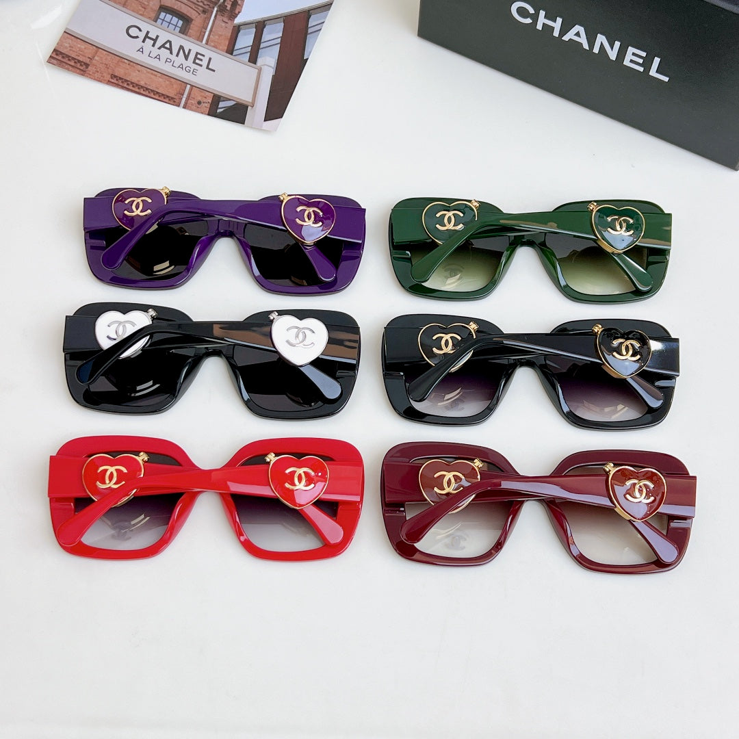 Chanel Fshion CH5518 Classic Sunglasses C83248 - Corlor 1 - View 17