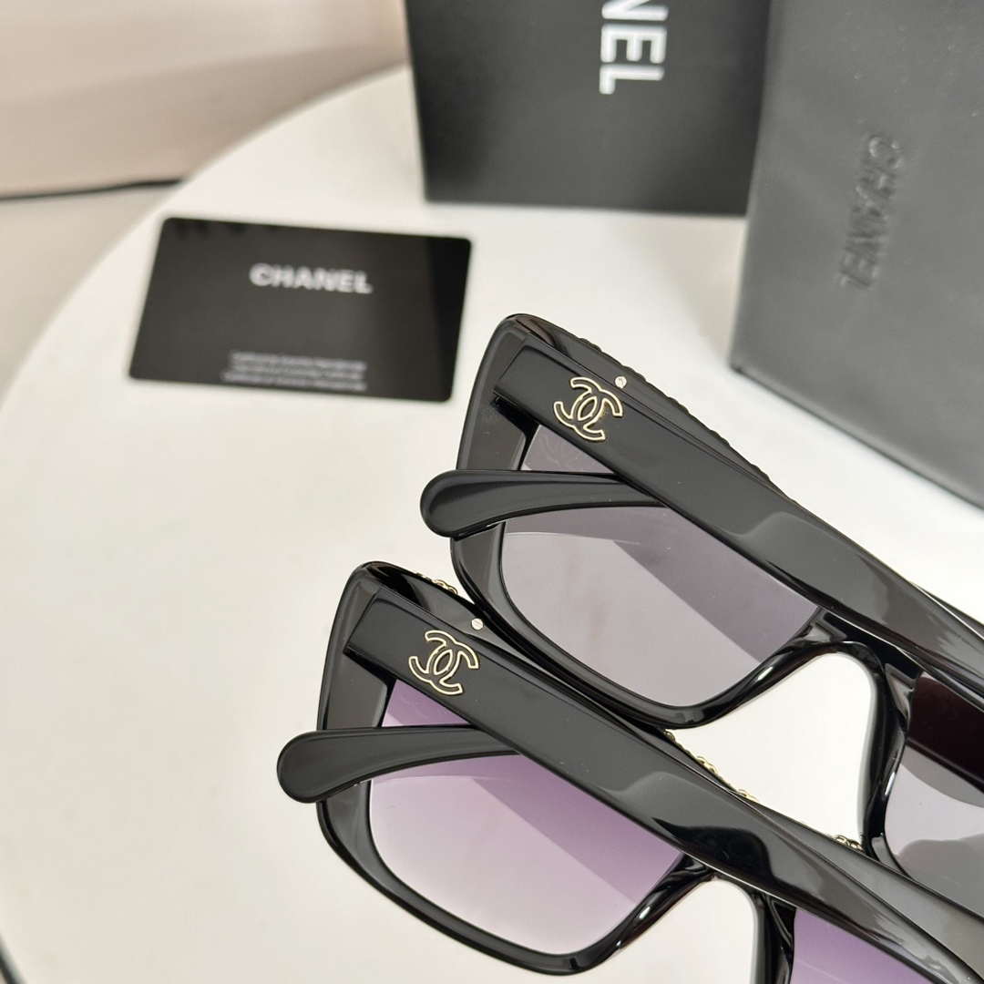 Chanel Fshion CH5540 Classic Sunglasses C83245 - Corlor 1 - View 11