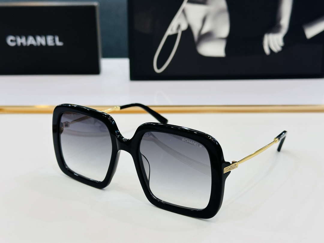 Chanel Fshion CH5894 Classic Sunglasses C83253 - Corlor 1 - View 1