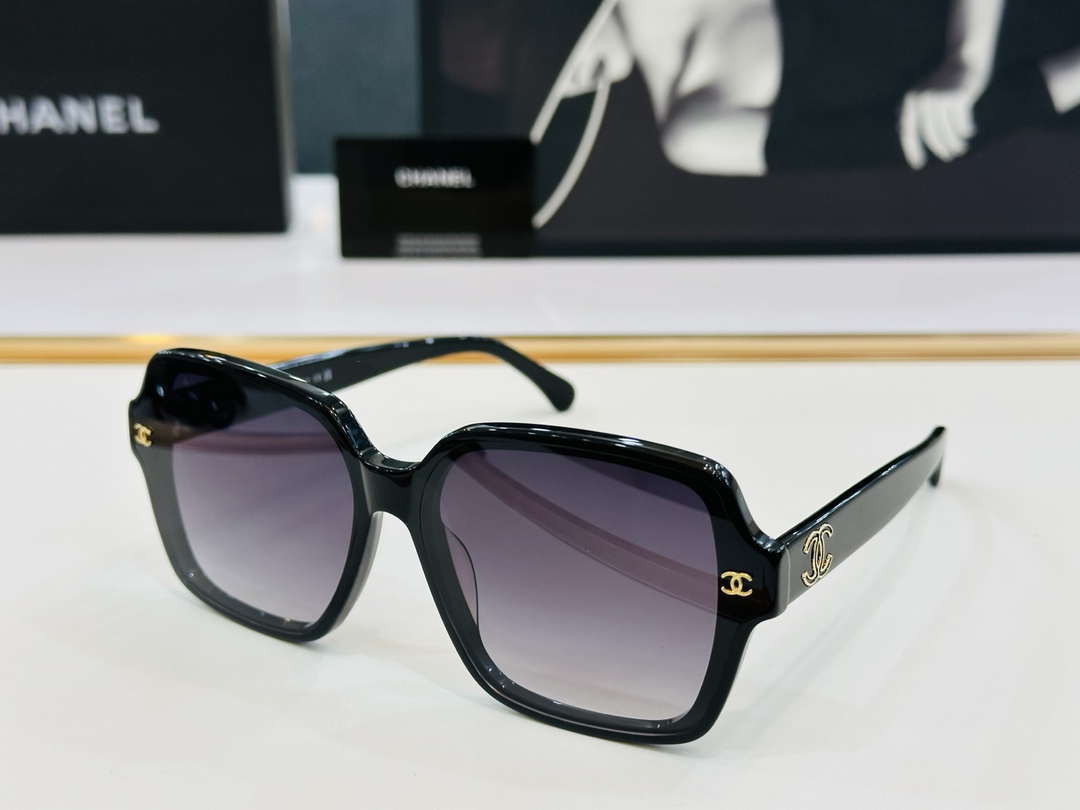 Chanel Fshion Classic CH5560 Sunglasses C83239