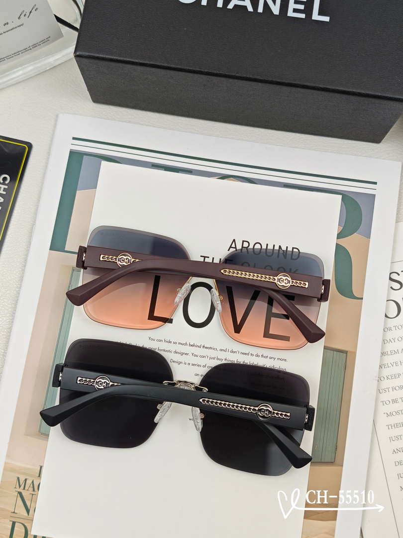 Chanel Fshion Classic Sunglasses C83204 - 1. Black - View 3