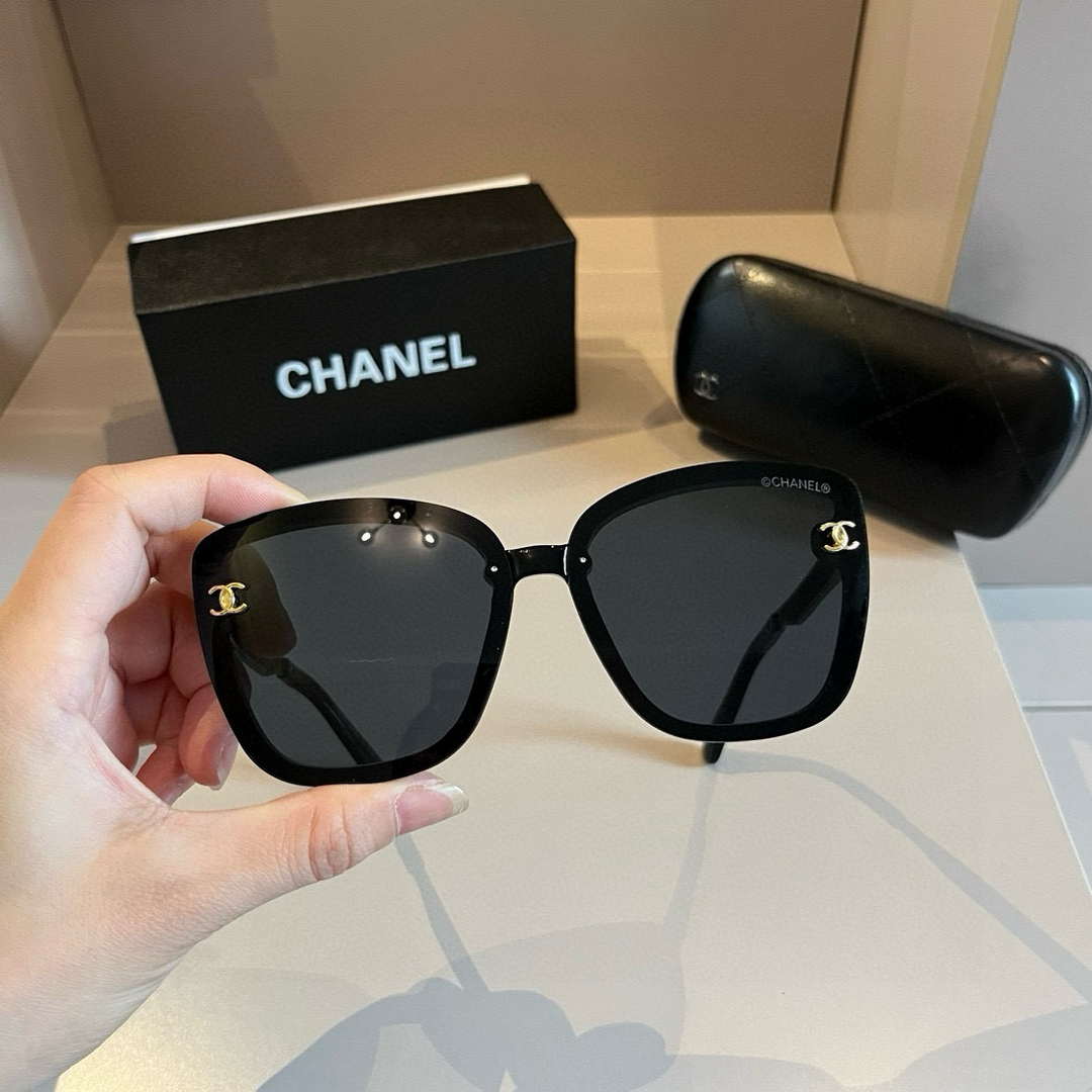 Chanel Fshion Classic Sunglasses C83206 - 1. Black - View 6