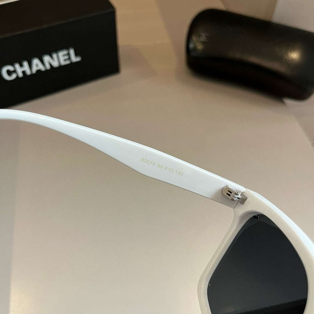 Chanel Fshion Classic Sunglasses C83208