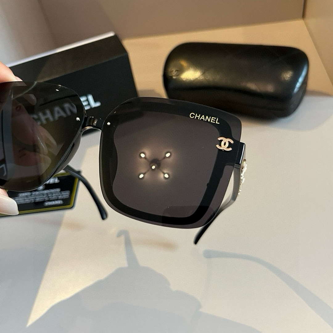 Chanel Fshion Classic Sunglasses C83211 - Default Title - View 5