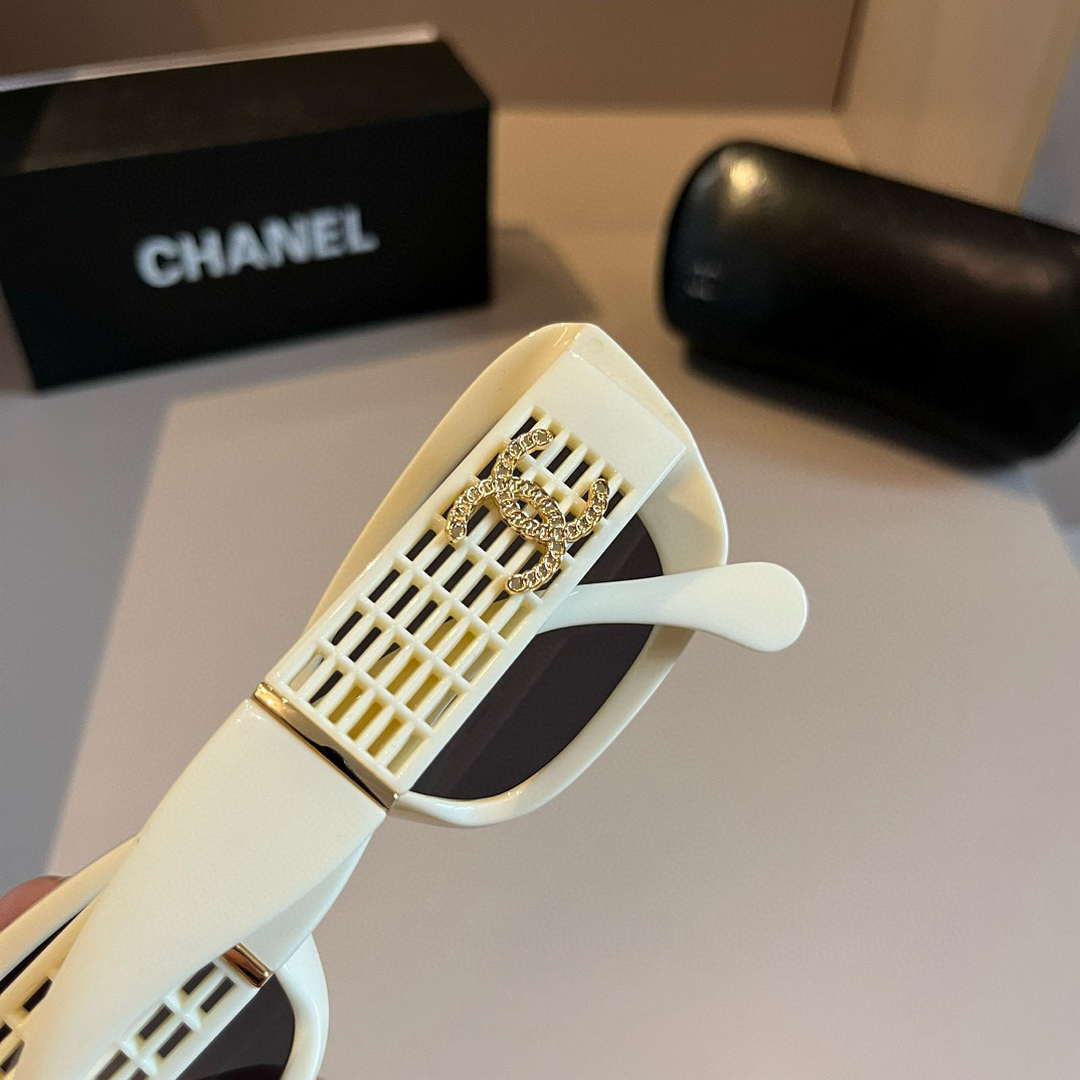 Chanel Fshion Classic Sunglasses C83212
