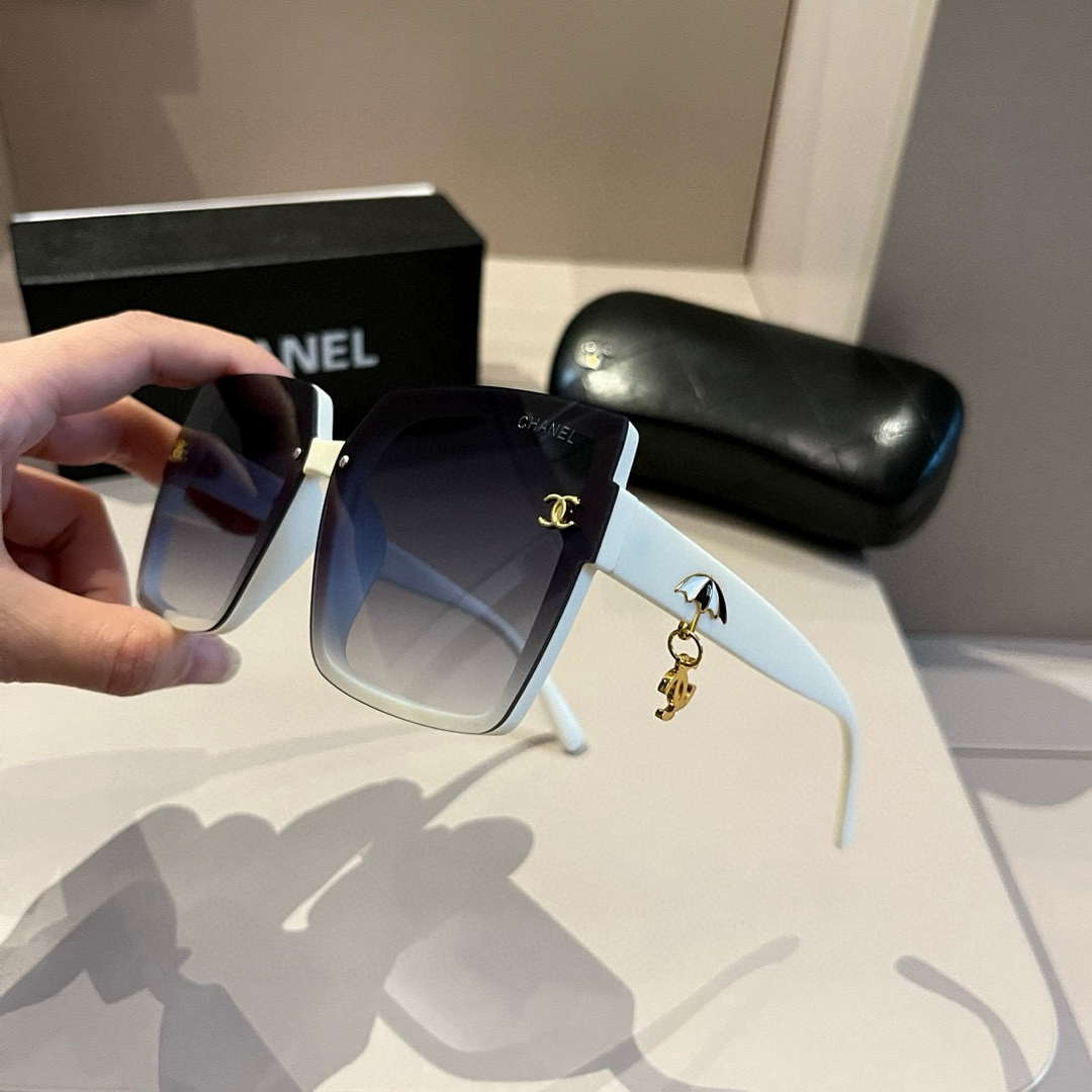 Chanel Fshion Classic Sunglasses C83226 - Default Title - View 4