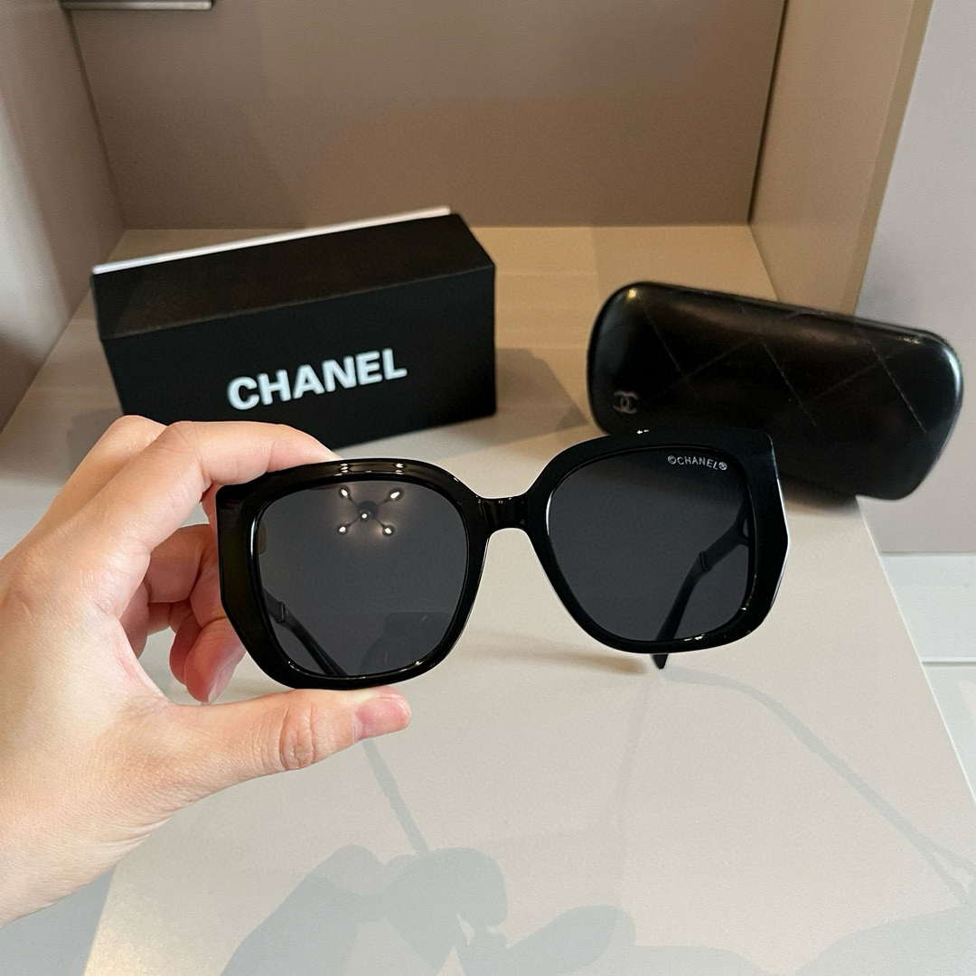 Chanel Fshion Classic Sunglasses C83233 - Default Title - View 4