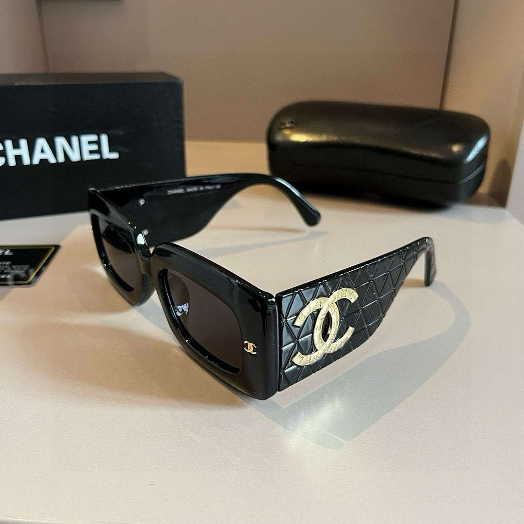 Chanel Fshion Classic Sunglasses C83236 - Default Title - View 4