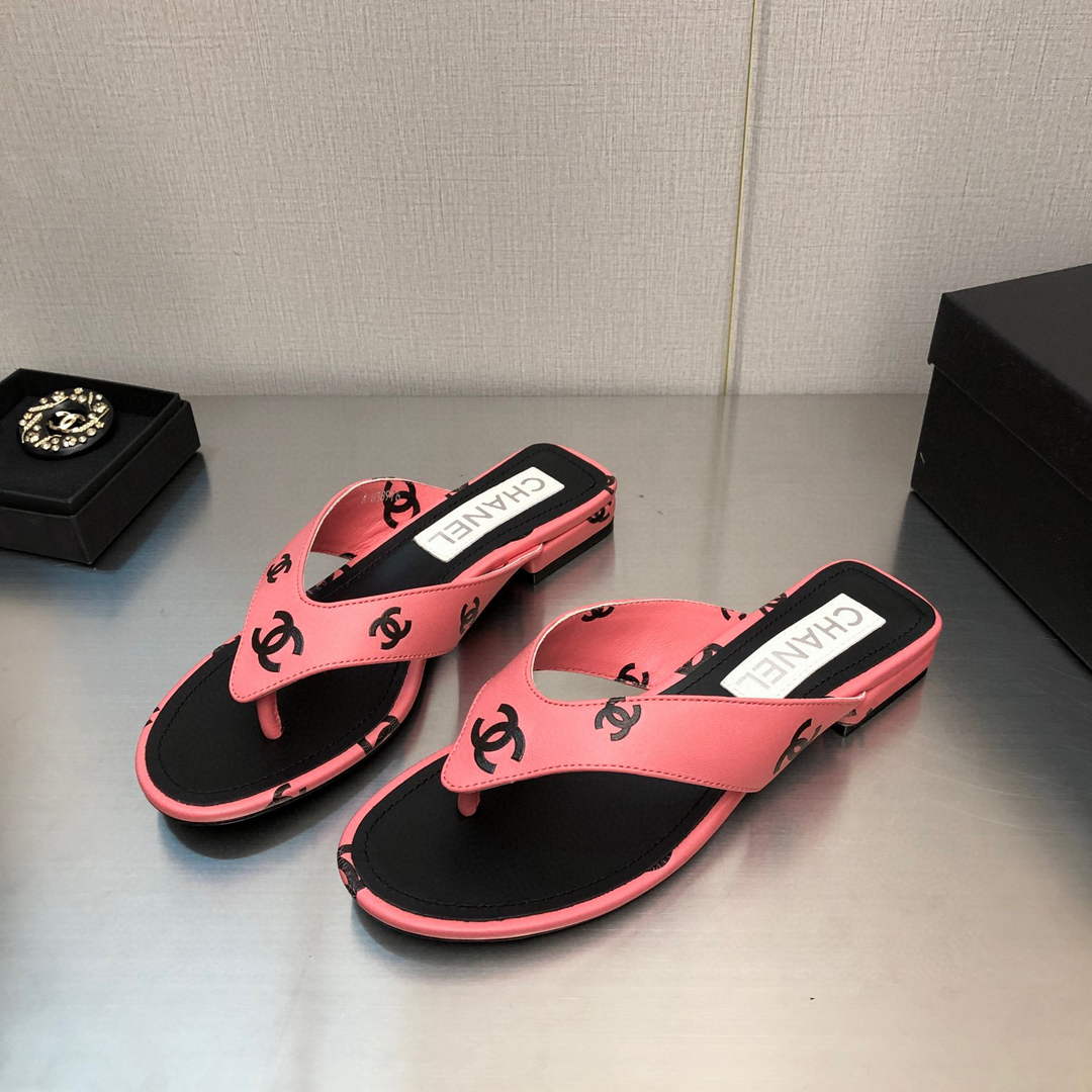 Chanel G38978 Sandals Printed Lambskin Women C91172 - 35 - View 1