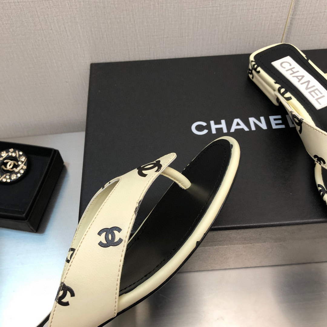 Chanel G38978 Sandals Printed Lambskin Women C91174
