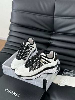 Chanel G39066  Men Women's 24B Trainer Sneaker C91206 - Fmale-Euro 35=US 4 - View 2