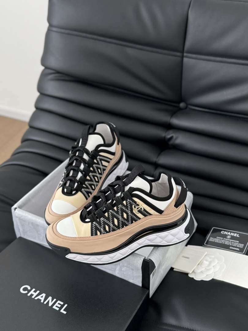 Chanel G39066  Men Women's 24B Trainer Sneaker C91207 - Fmale-Euro 35=US 4 - View 2