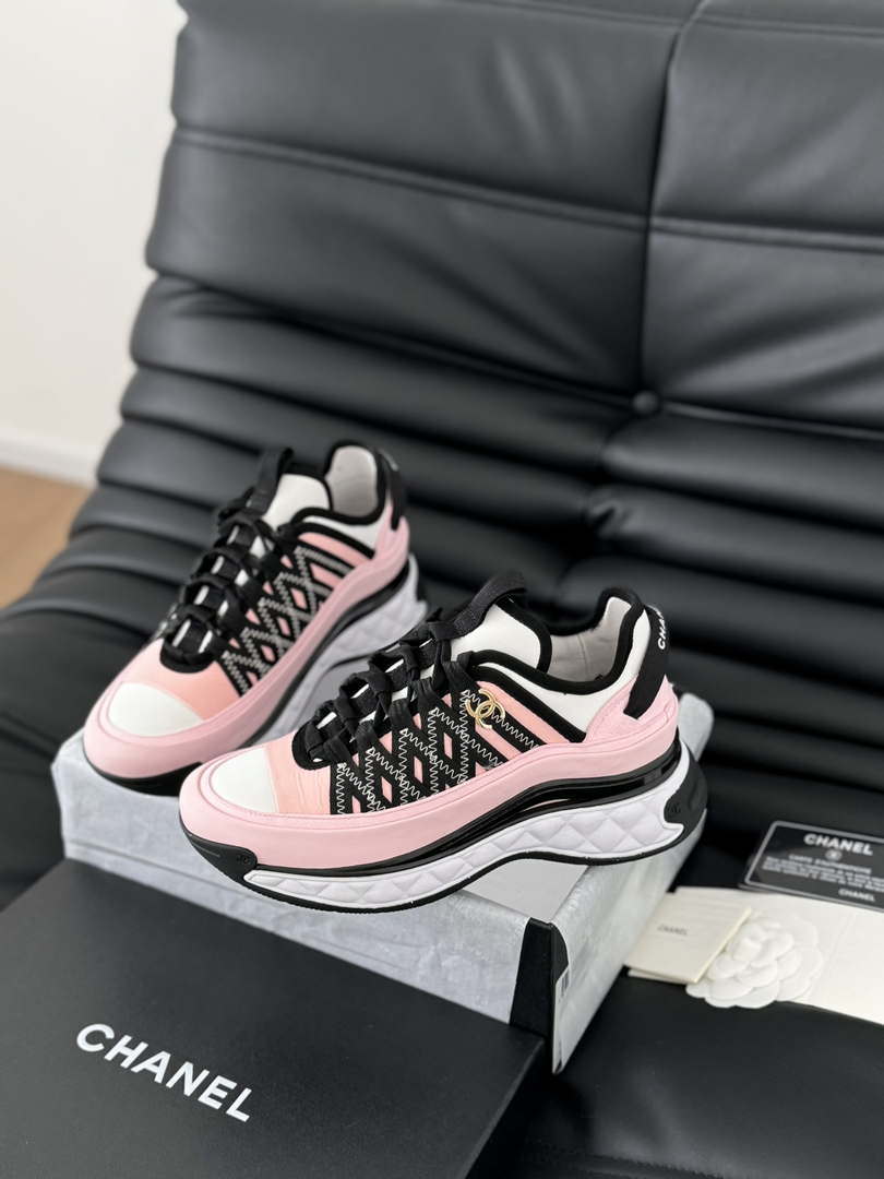 Chanel G39066  Men Women's 24B Trainer Sneaker C91209 - Fmale-Euro 35=US 4 - View 2