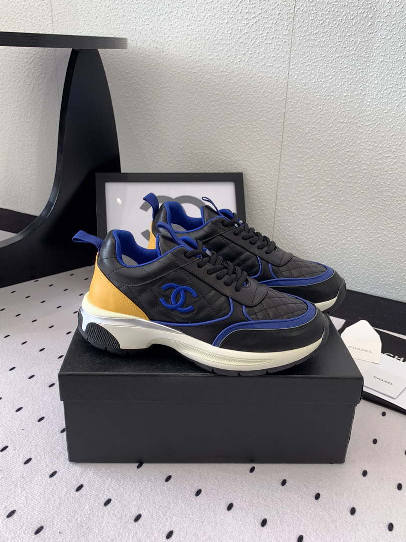 Chanel G39066 Men Women's 24B Trainer Sneaker C91232 - Fmale-Euro 35=US 4 - View 2