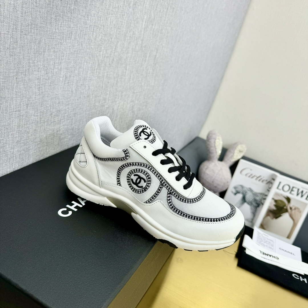 Chanel G39066 Men Women's 24B Trainer Sneaker C91240 - Fmale-Euro 35=US 4 - View 5