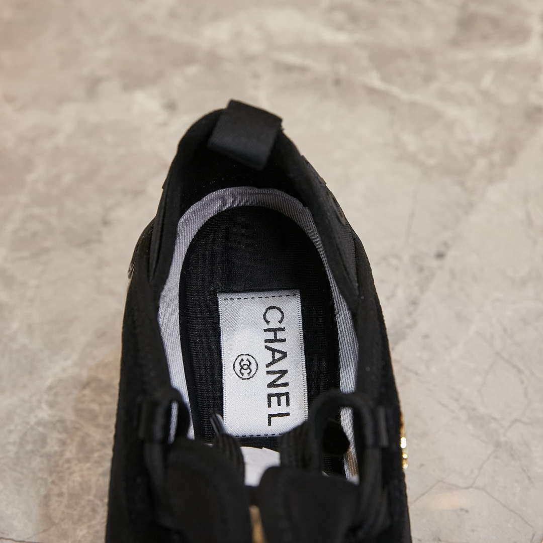 Chanel G39066 Men Women's Classic double C LOGO Trainer Sneaker C91343 - Fmale-Euro 35=US 4 - View 7