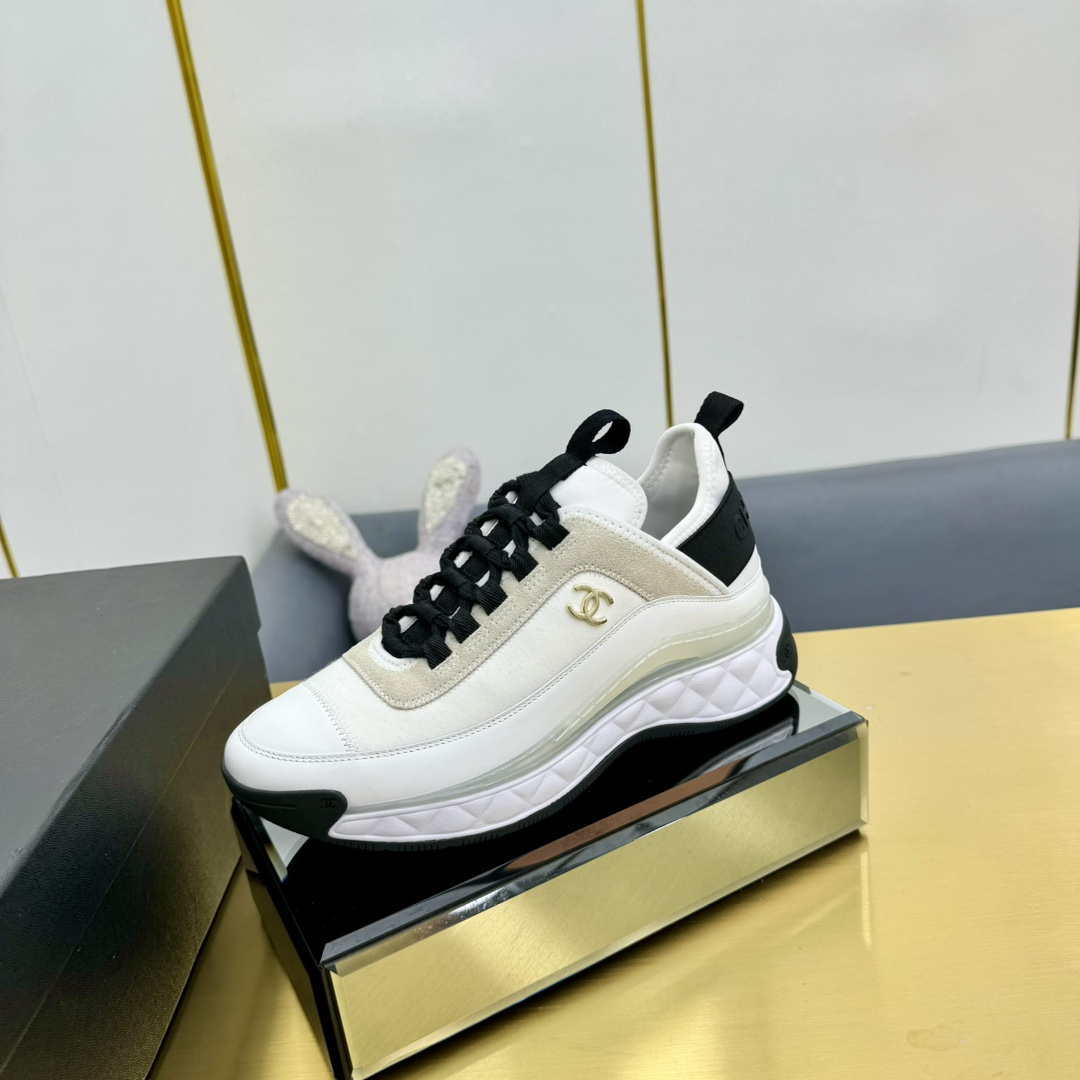 Chanel G39066 Men Women's Classic double C LOGO Trainer Sneaker C91344 - Fmale-Euro 35=US 4 - View 2