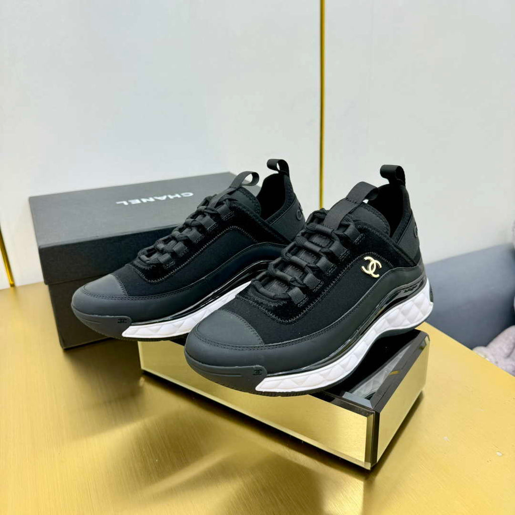 Chanel G39066 Men Women's Classic double C LOGO Trainer Sneaker C91346