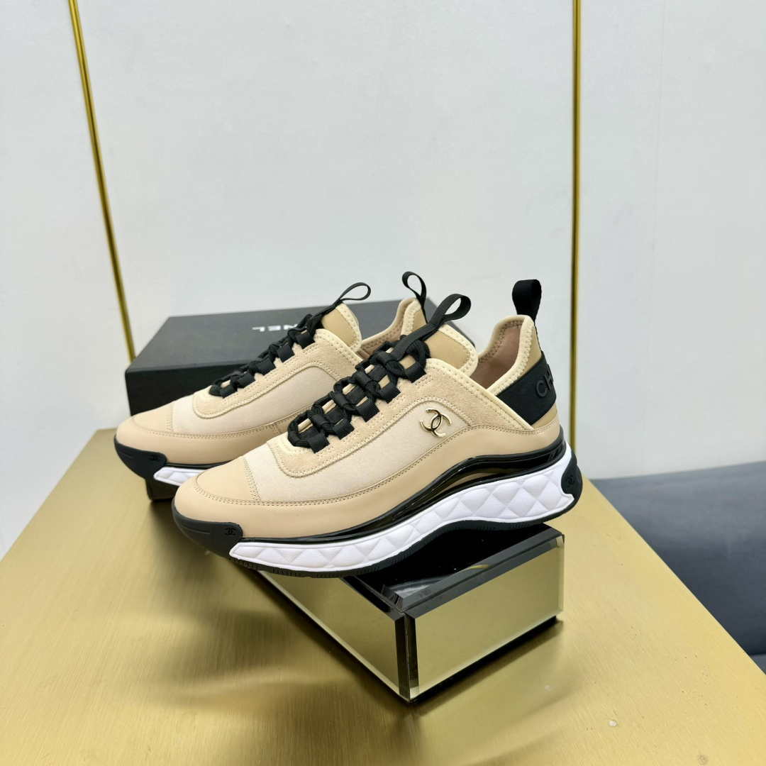Chanel G39066 Men Women's Classic double C LOGO Trainer Sneaker C91347 - Fmale-Euro 35=US 4 - View 1