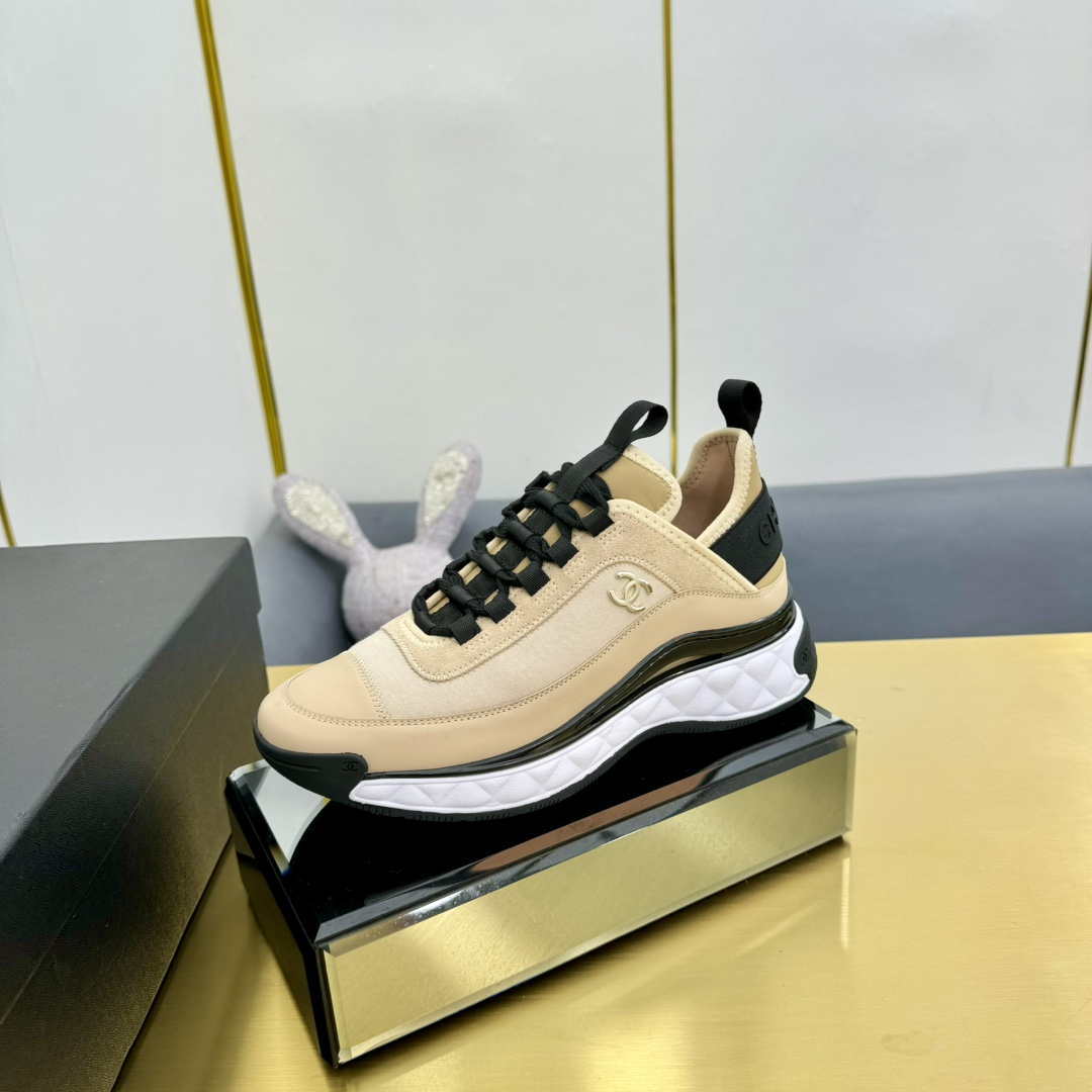 Chanel G39066 Men Women's Classic double C LOGO Trainer Sneaker C91347 - Fmale-Euro 35=US 4 - View 5