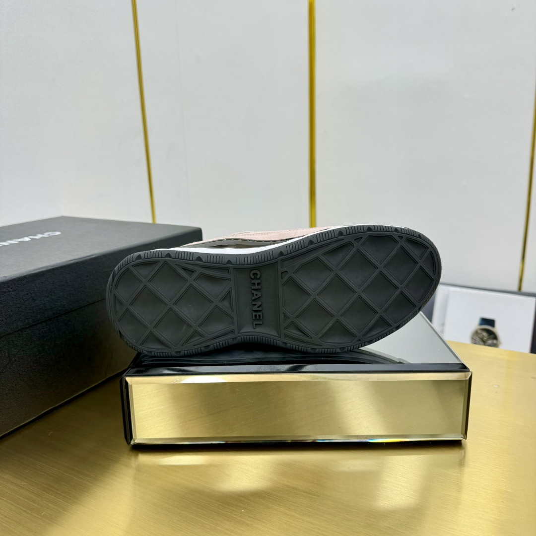 Chanel G39066 Men Women's Classic double C LOGO Trainer Sneaker C91348