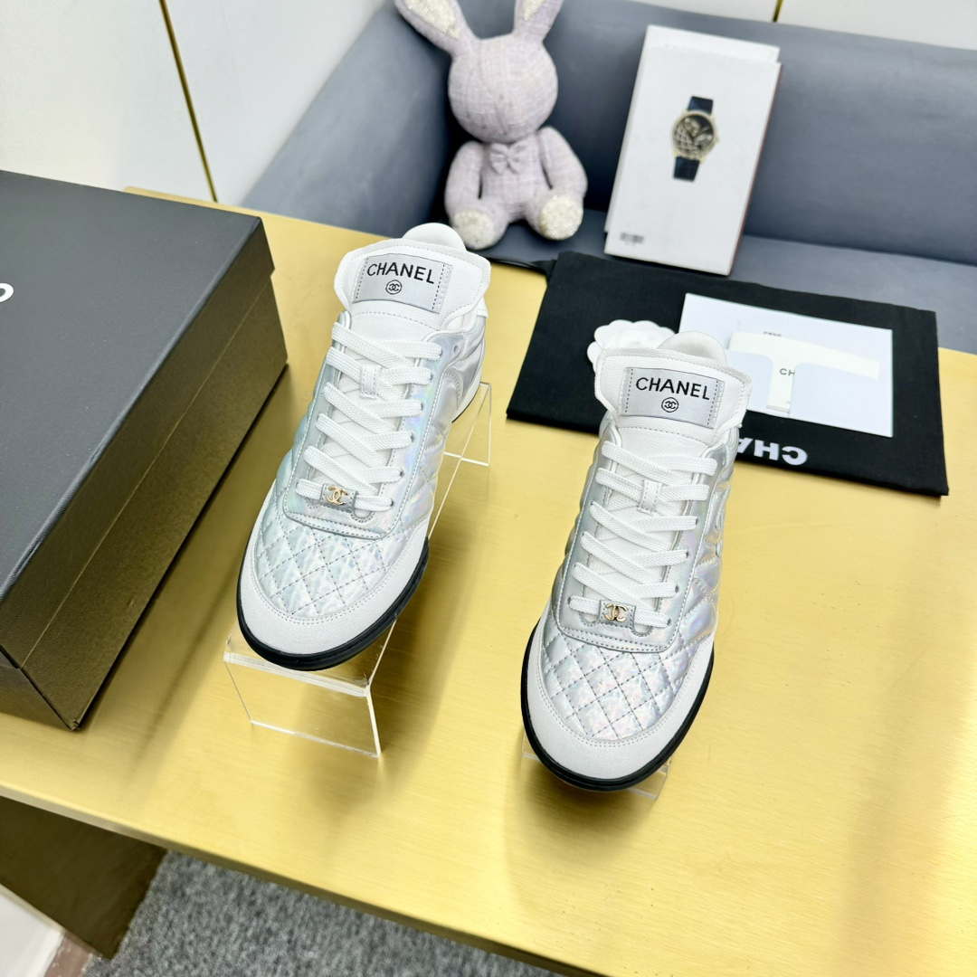 Chanel G39066 Women's 24B Trainer Lambskin Sneaker C912458 - Fmale-Euro 35=US 4 - View 3