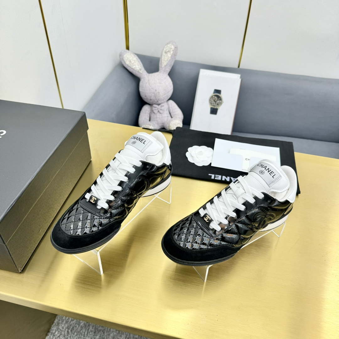 Chanel G39066 Women's 24B Trainer Lambskin Sneaker C912459