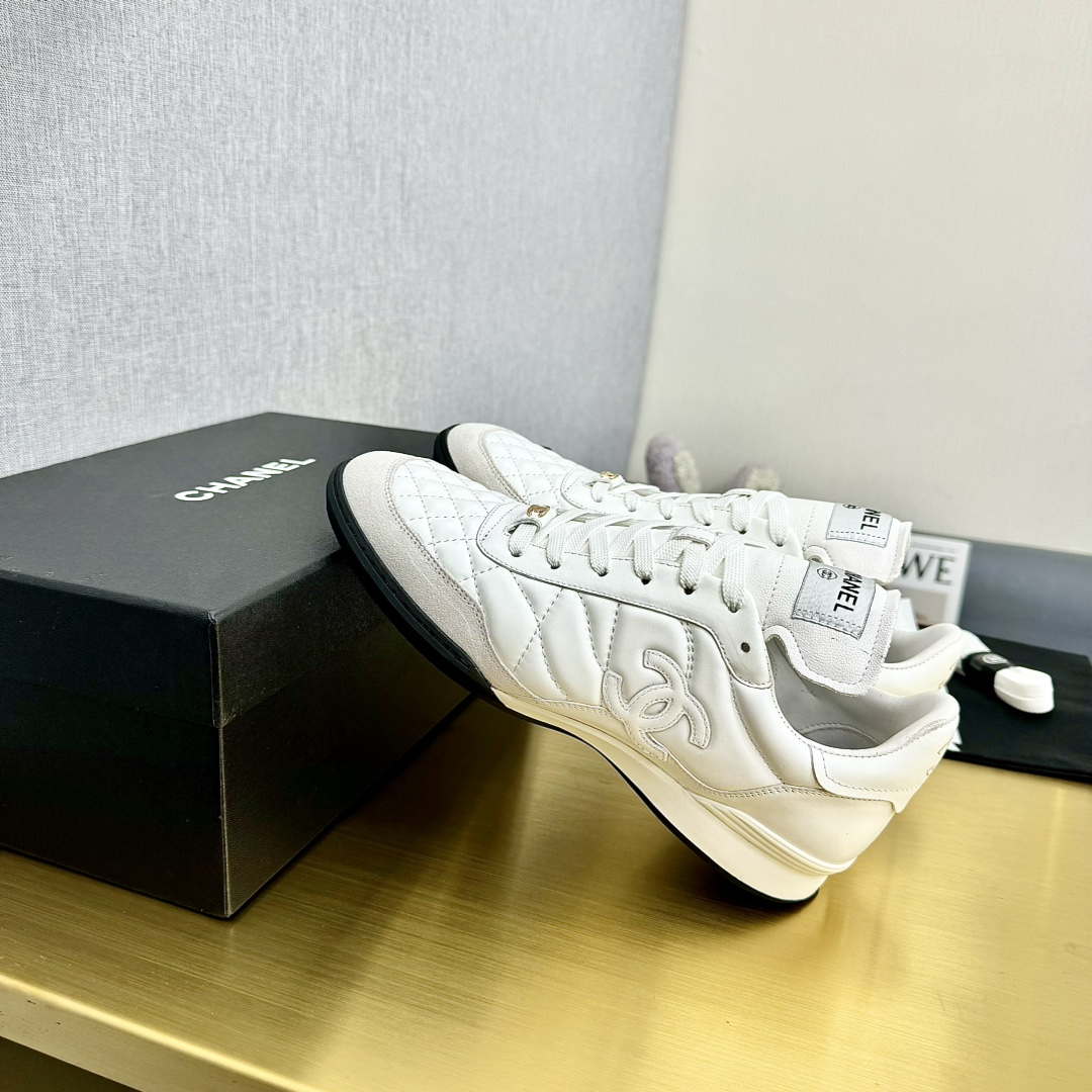 Chanel G39066 Women's 24B Trainer Lambskin Sneaker C912464