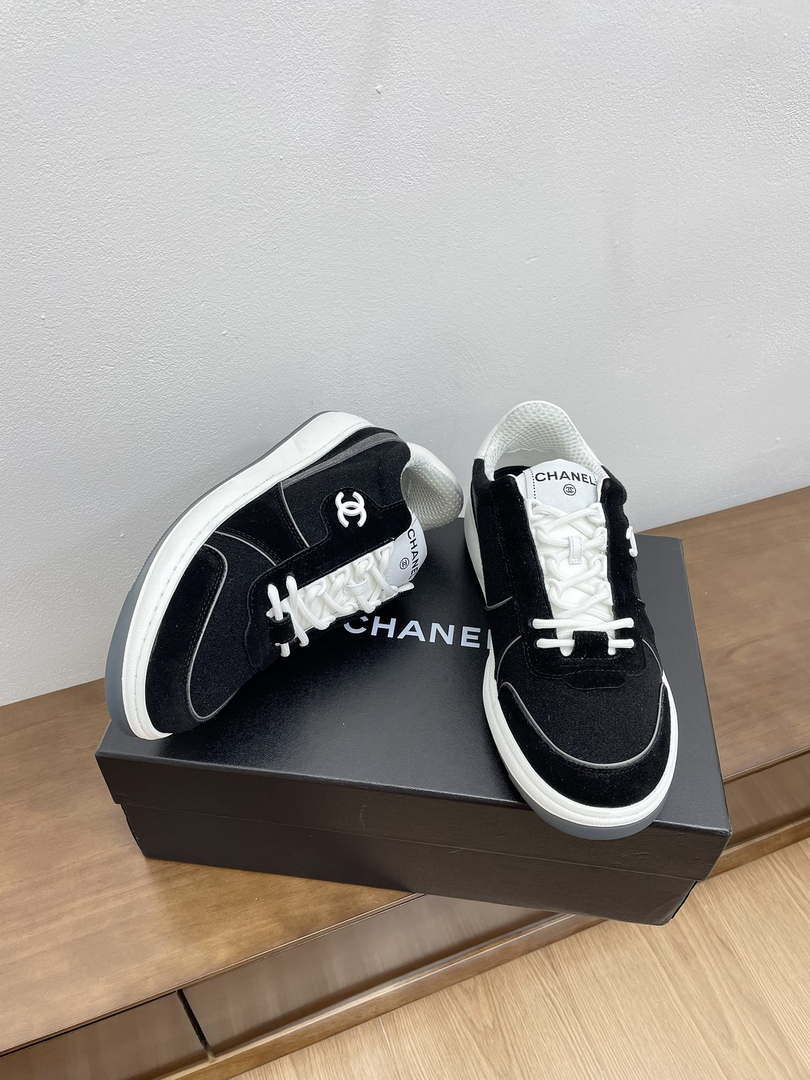 Chanel G39066  Women's 24B Trainer Sneaker C912450