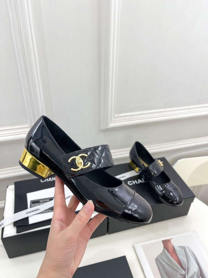 Chanel G39732 Women's Mary Janes Shoes C91328 - 35 - View 4