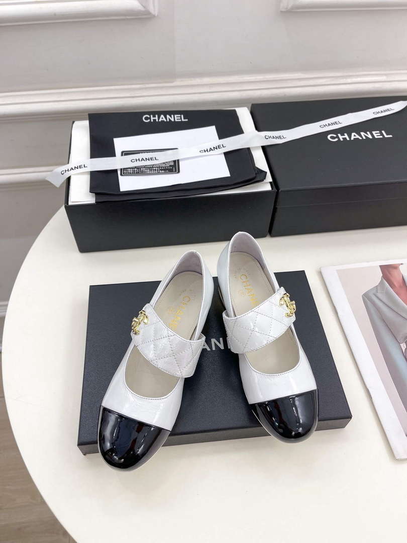 Chanel G39732 Women's Mary Janes Shoes C91329 - 35 - View 2