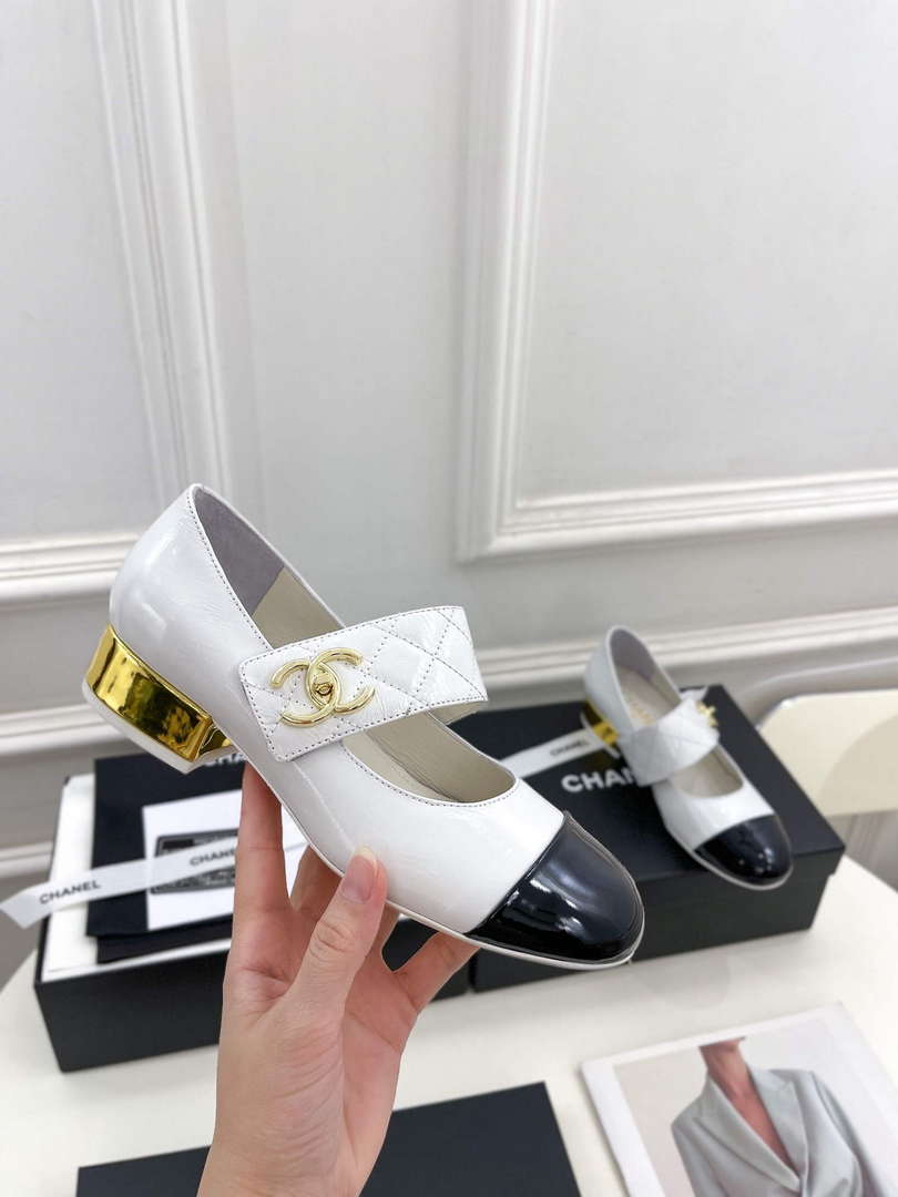 Chanel G39732 Women's Mary Janes Shoes C91329 - 35 - View 4