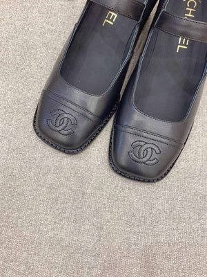 Chanel G39732 Women's Mary Janes Shoes C91332 - 35 - View 5