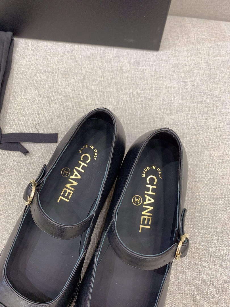 Chanel G39732 Women's Mary Janes Shoes C91332 - 35 - View 6