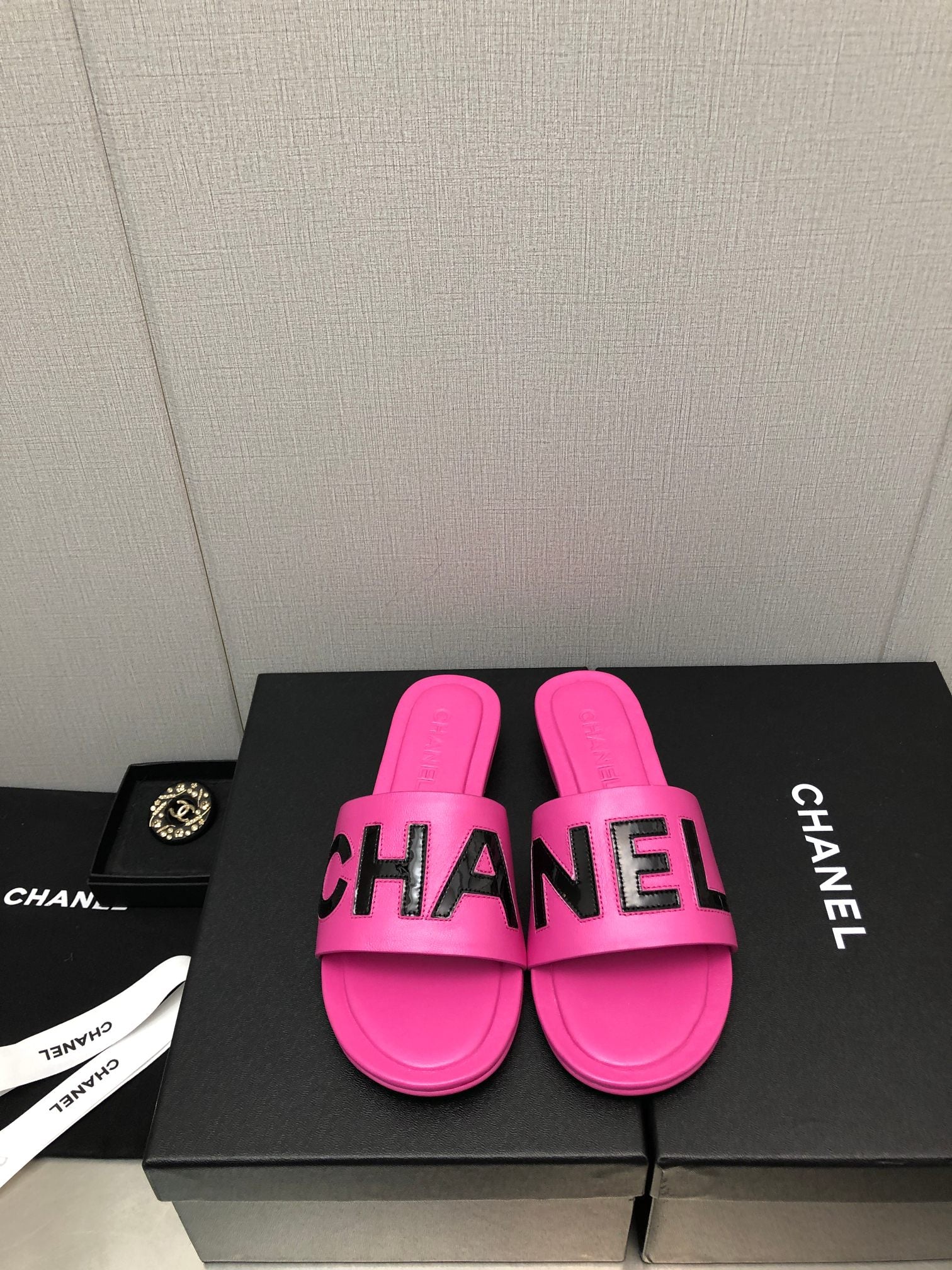 Chanel G40129 Women's Slippers Shoes Lambskin C90229 - 35 - View 2