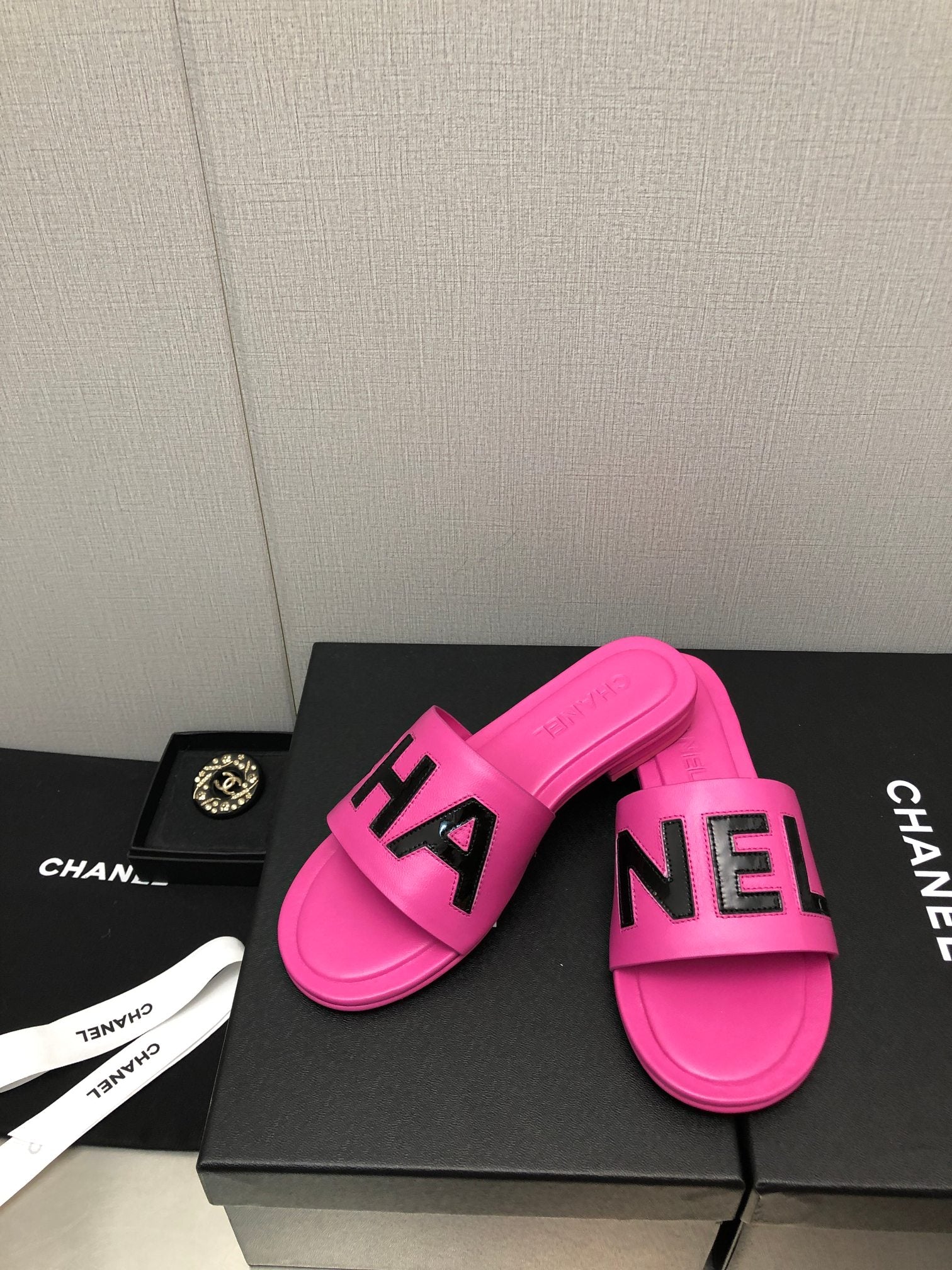 Chanel G40129 Women's Slippers Shoes Lambskin C90229 - 35 - View 1